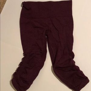 Maroon crops